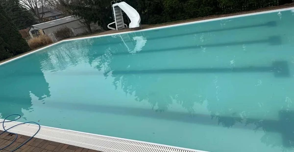 Agua turbia con cloro
